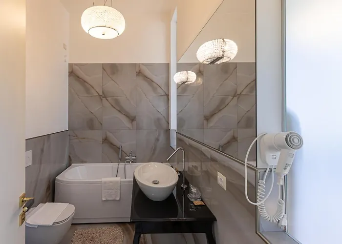 Hotel Boutique Giulia 3*