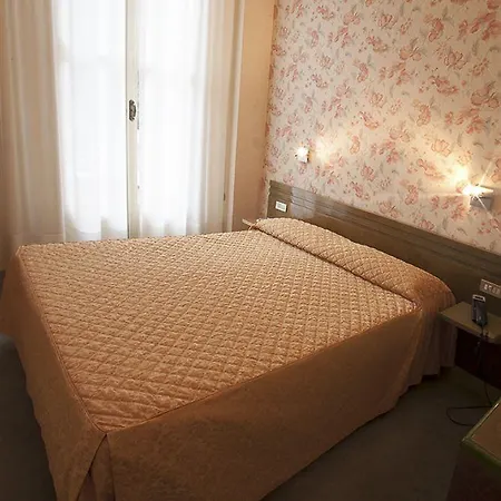 Boutique Giulia 3*