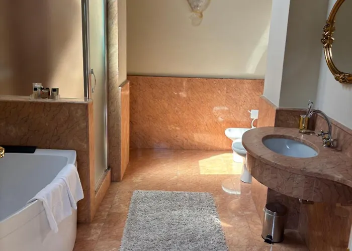 Boutique Giulia Hotel 3*