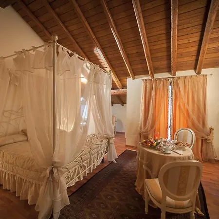 Hotel Boutique Giulia 3*